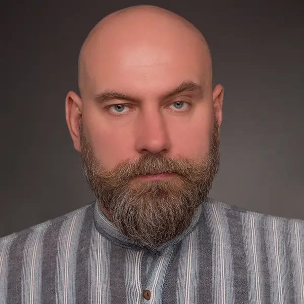 Headshot Photo Retouching Service