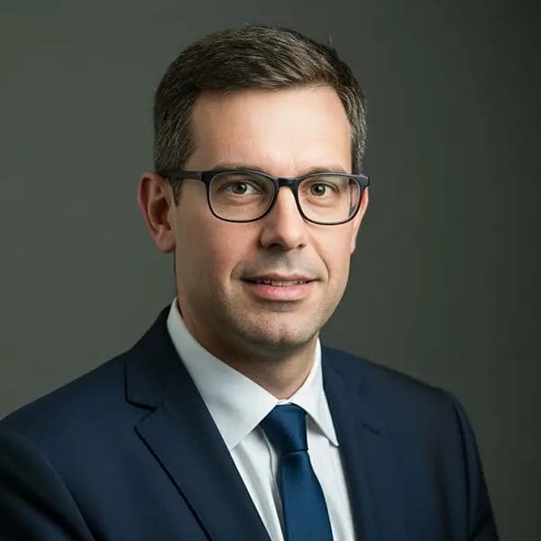 Headshot Photo Retouching Service